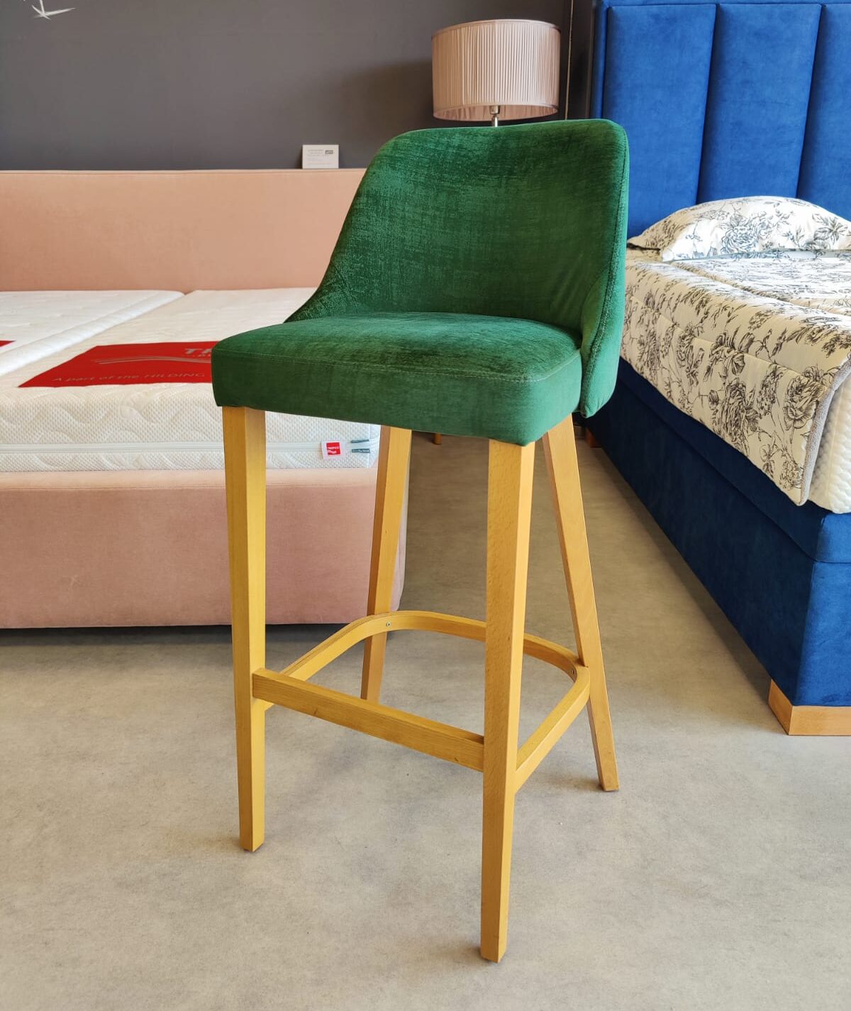 barova-stolicka-london-vypredaj-lunasedacky-2 Barová stolička LONDON - VÝPREDAJ – Obrázok 1